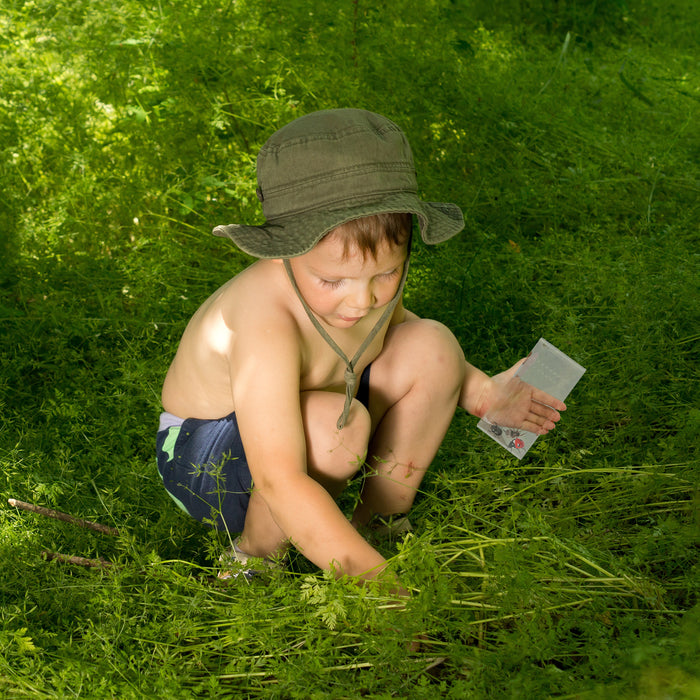 Neptonion Acrylic Breeding Box Transparent Mini Reptile Habitat Terrarium with Sliding Cover Magnetic Closure for Small Animals and Bugs,Including Tarantulas,Crickets,Snails,Hermit crabs,frogs
